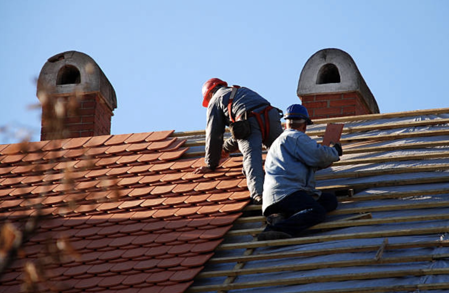 Blueprints to Success: Lessons from Roofing Contractors